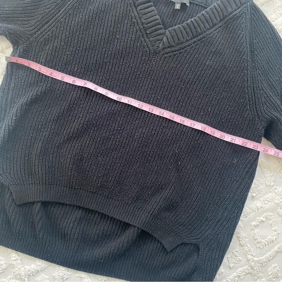 Express Black Oversized V-neck Striped Sleeve Sweater - Picture 4 of 5